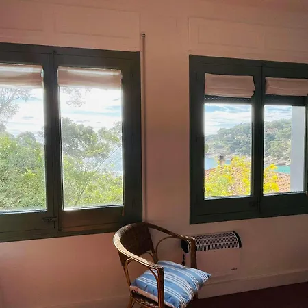T3 - Charming Seaside Escape With Stunning Views Apartment *