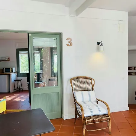 Apartment T3 - Charming Seaside Escape With Stunning Views *