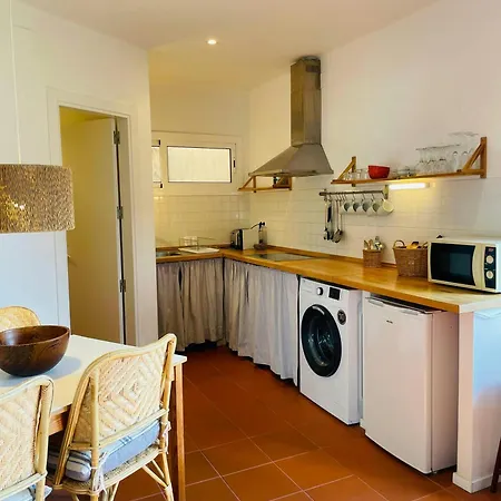 T3 - Charming Seaside Escape With Stunning Views Tamariu