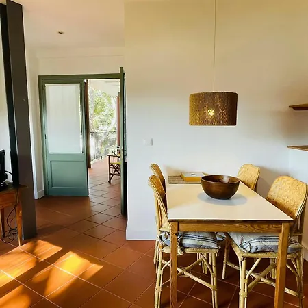 Apartment T3 - Charming Seaside Escape With Stunning Views