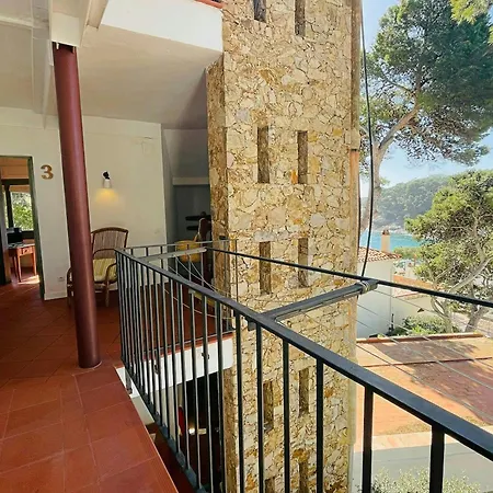T3 - Charming Seaside Escape With Stunning Views Tamariu